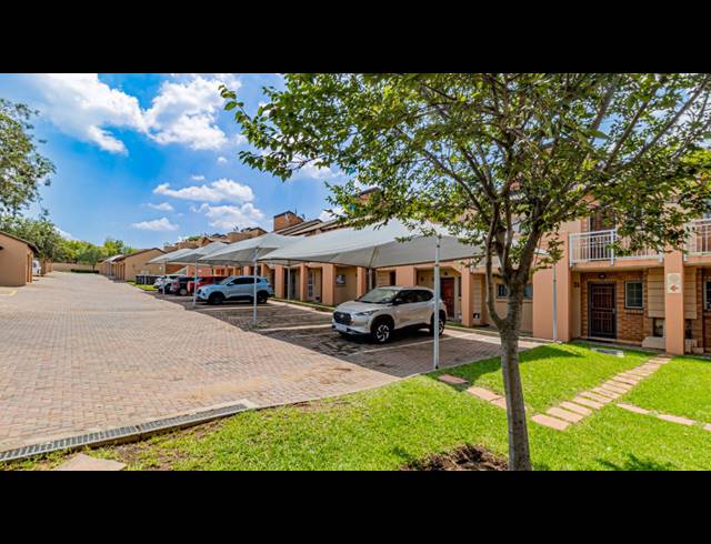 2 BEDROOM APARTMENT FOR SALE IN NOORDWYK